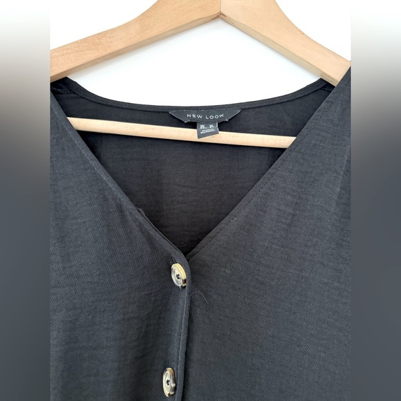 New Look Babydoll Flutter Sleeve Dress, size 8. - Picture 6 of 7